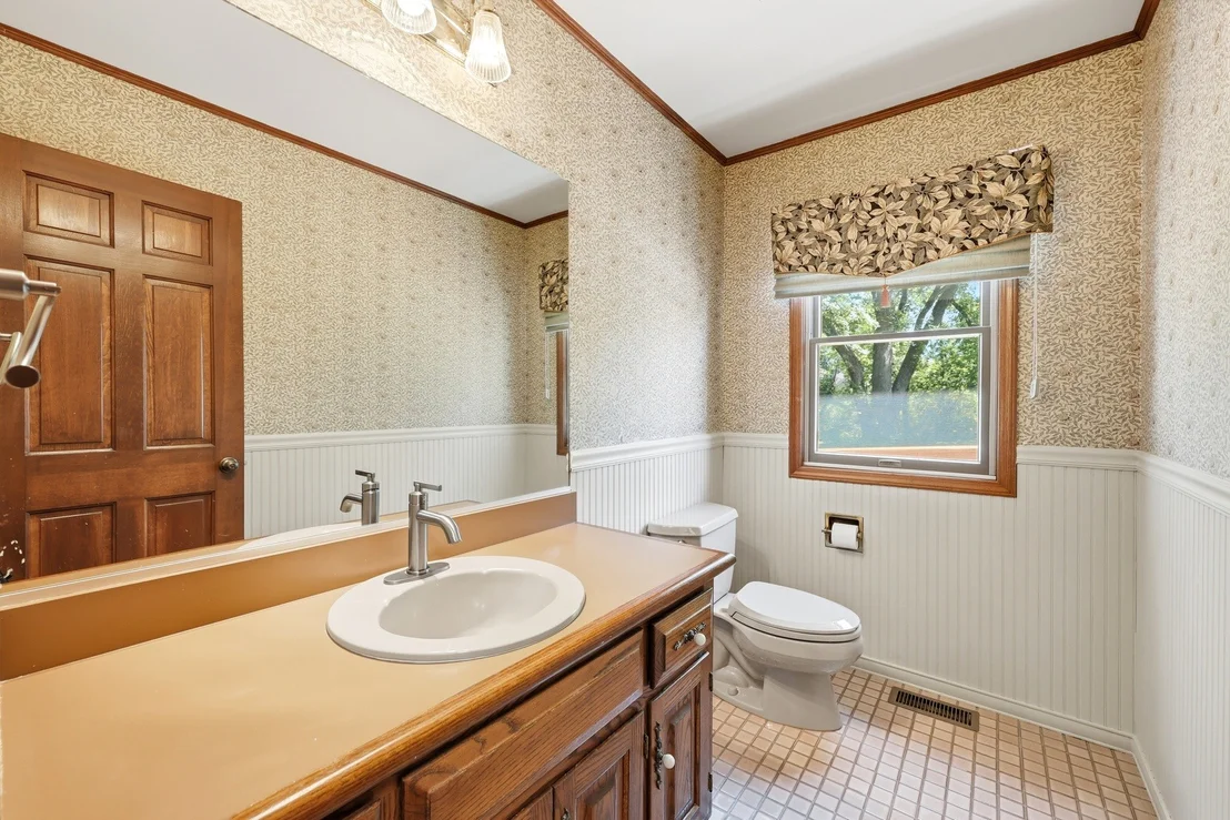 Photo of 107 Roxborough Place
