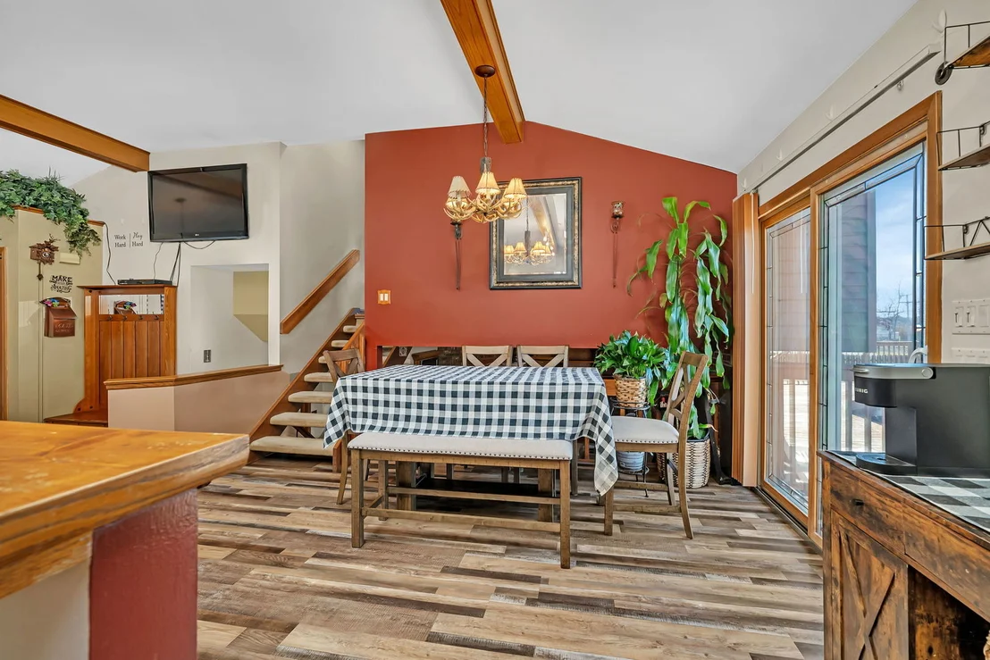 Photo of 801 Phyllis Drive