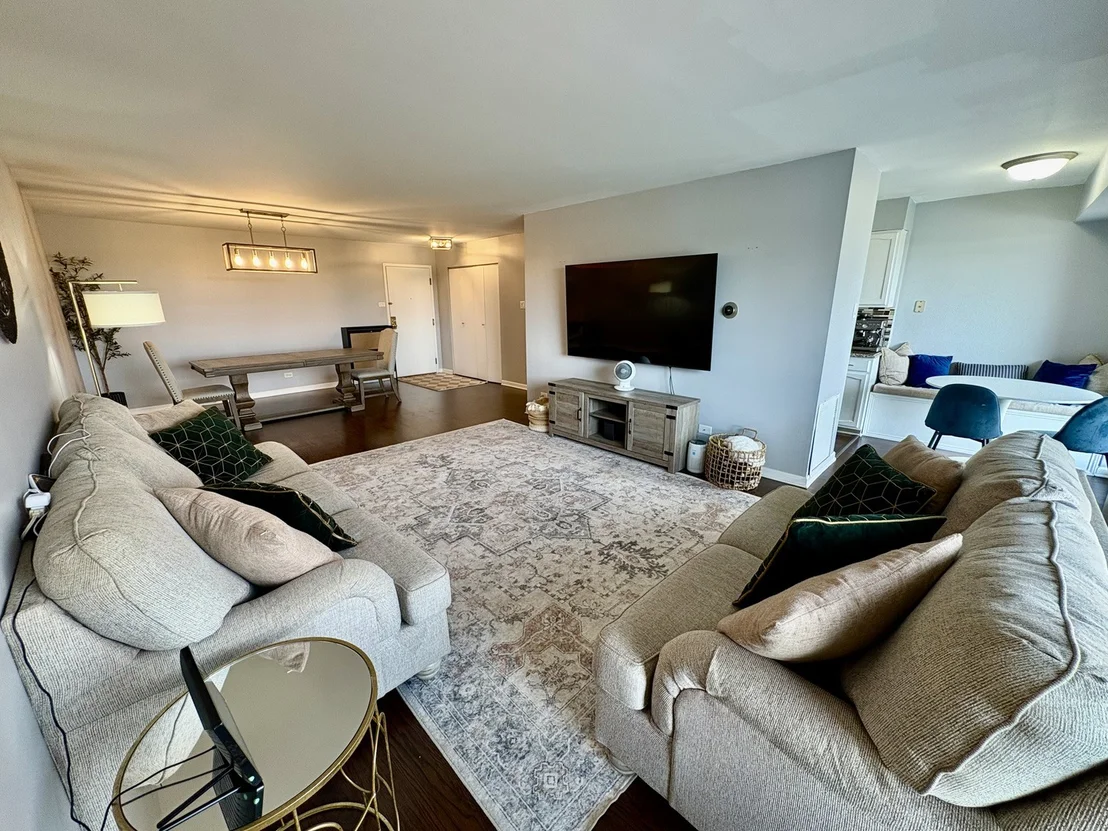 Photo of Unit 409 at 701 Forum Square