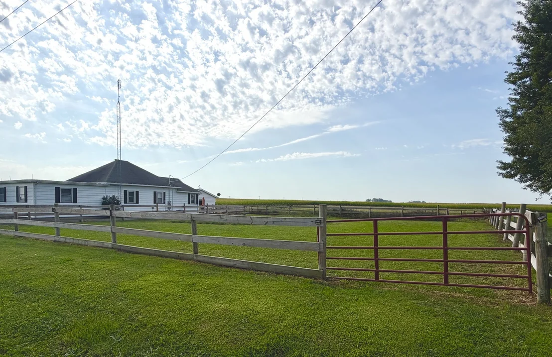 Photo of 82 N 23rd Road