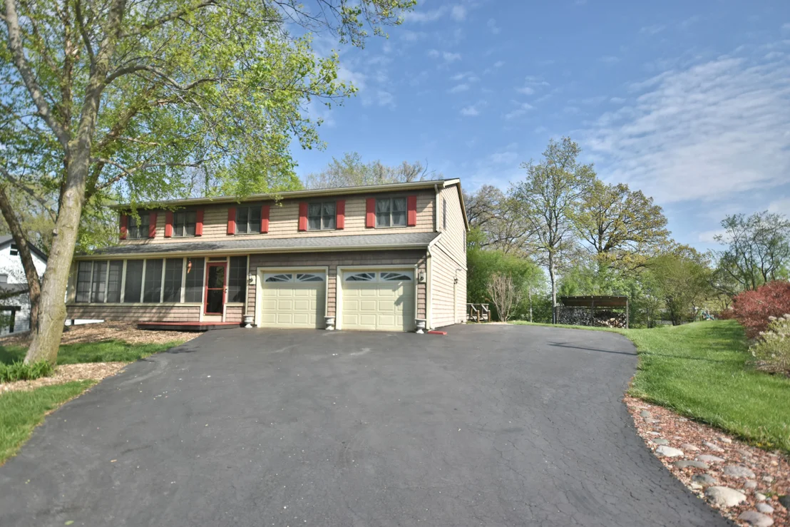 Photo of 6N264 Weber Drive