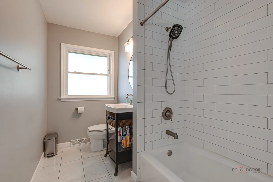 Photo of 1405 Wescott Road