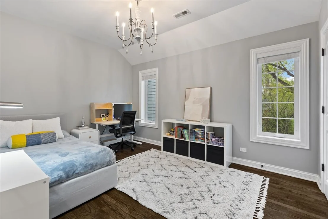 Photo of 1021 Linden Lane