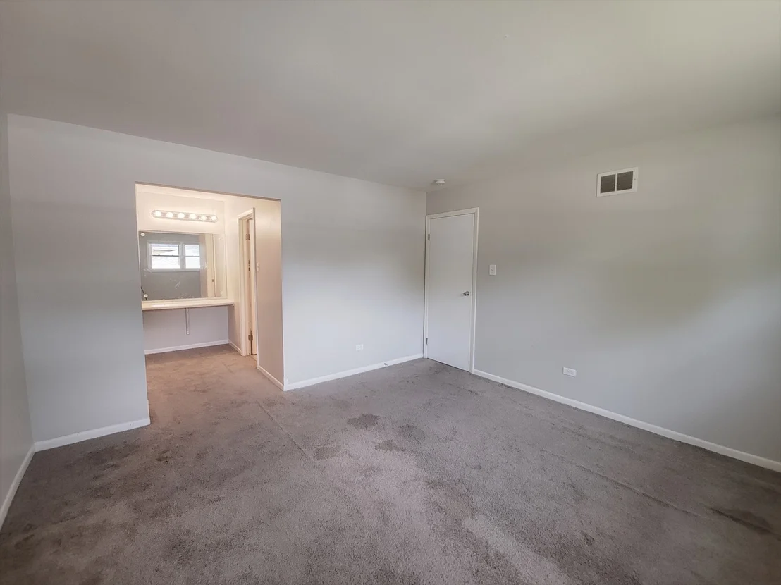 Photo of 6037 Spring Lane