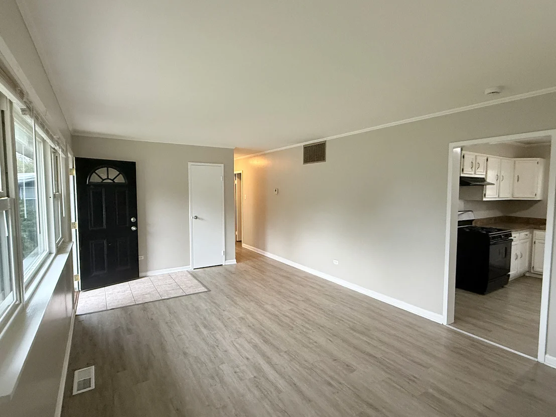 Photo of 338 Waldmann Drive