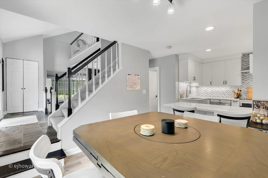 Photo of 2S758 Timber Drive