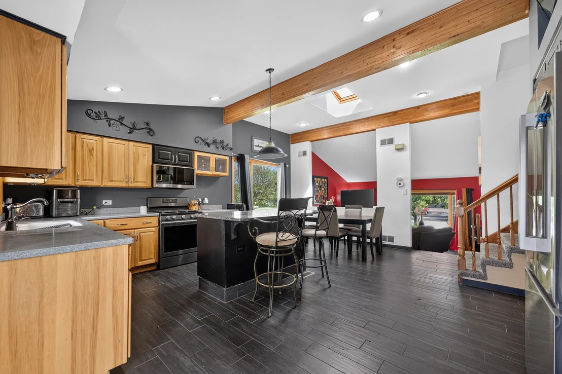 Photo of 7622 W Lakeside Drive