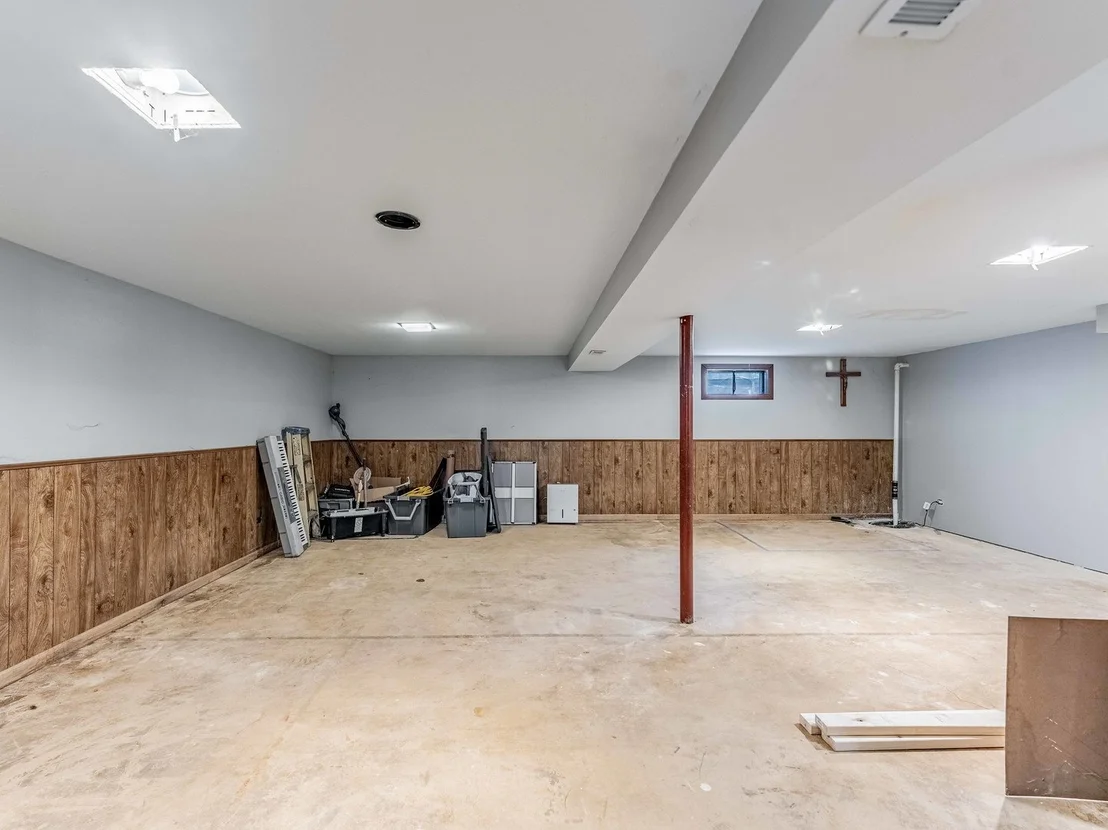 Photo of 2139 Cherry Avenue