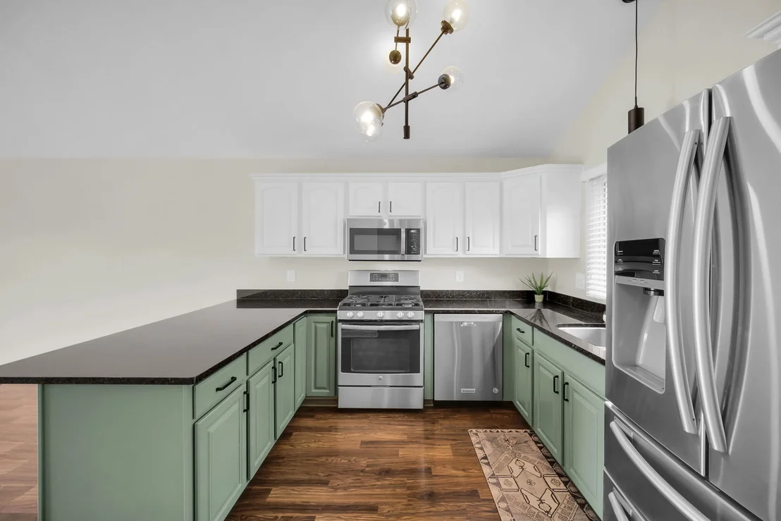 Photo of 115 ABBEYWOOD Circle