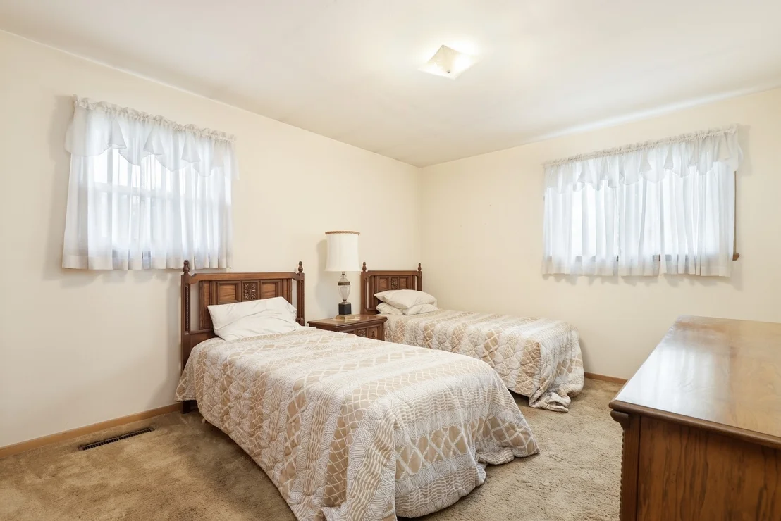 Photo of 5746 Vine Street