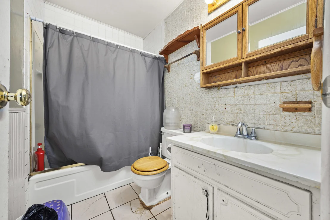 Photo of 520 E Birch Drive