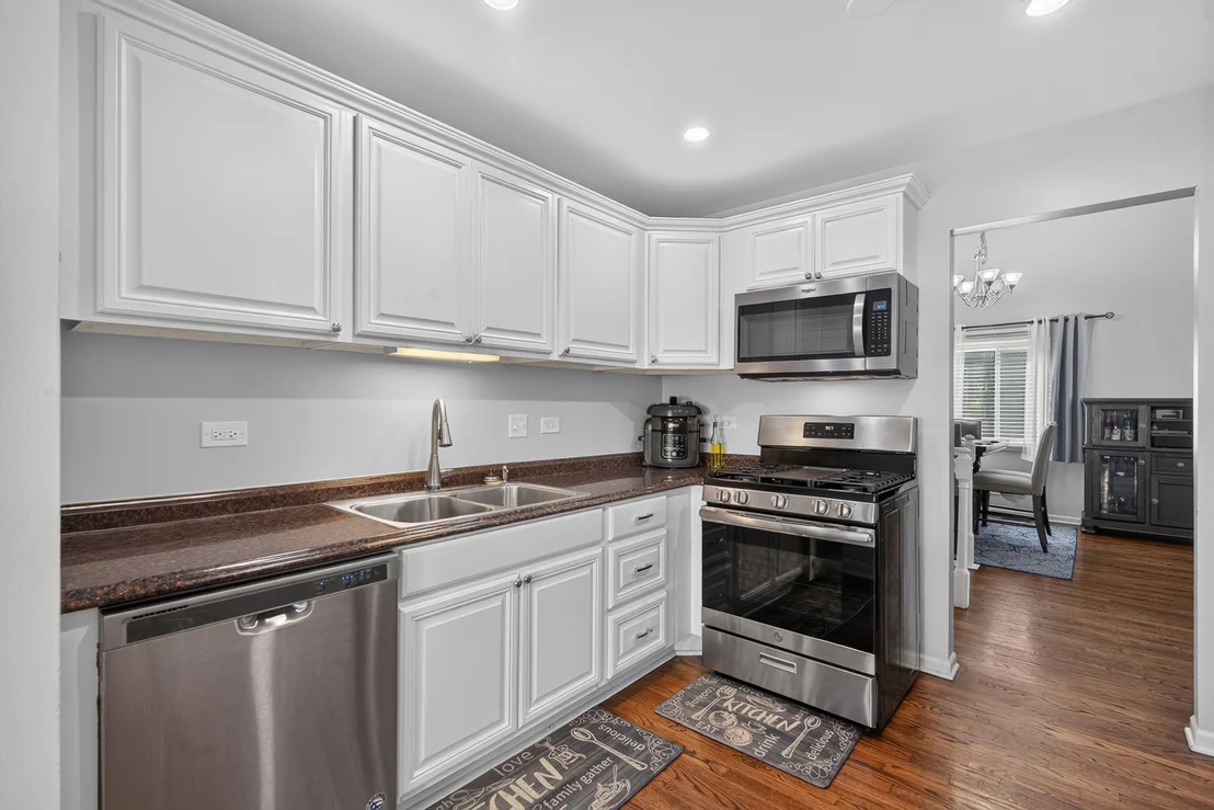 Photo of 2770 Stoneybrook Lane