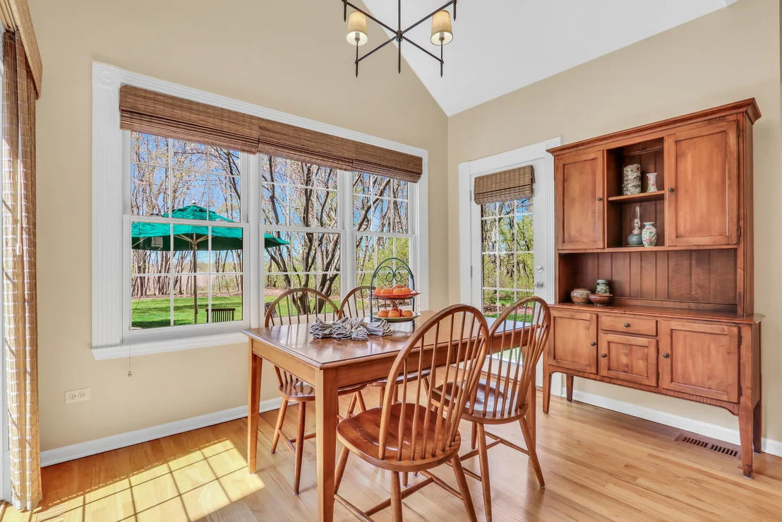 Photo of 983 Mount Vernon Drive