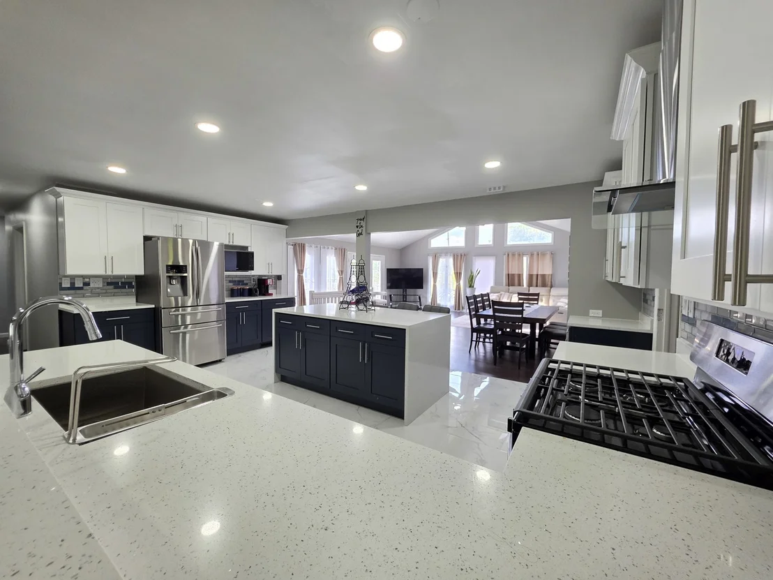 Photo of 2301 Greenbriar Lane