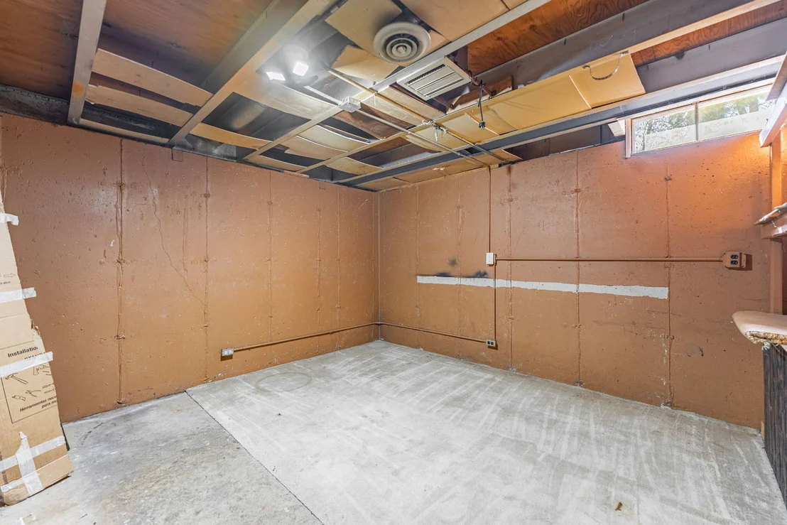 Photo of 137 Harding Drive
