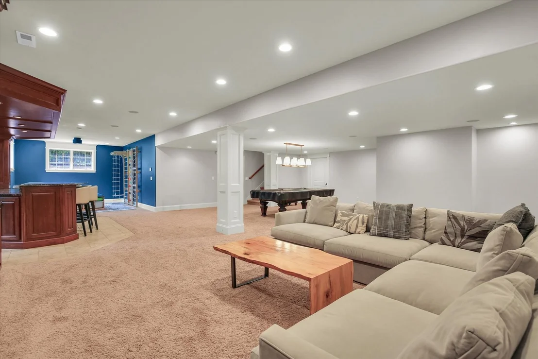 Photo of 4905 Peifer Lane