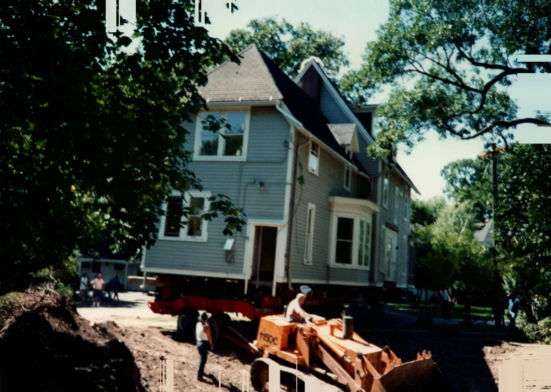 Photo of 589 Vernon Avenue