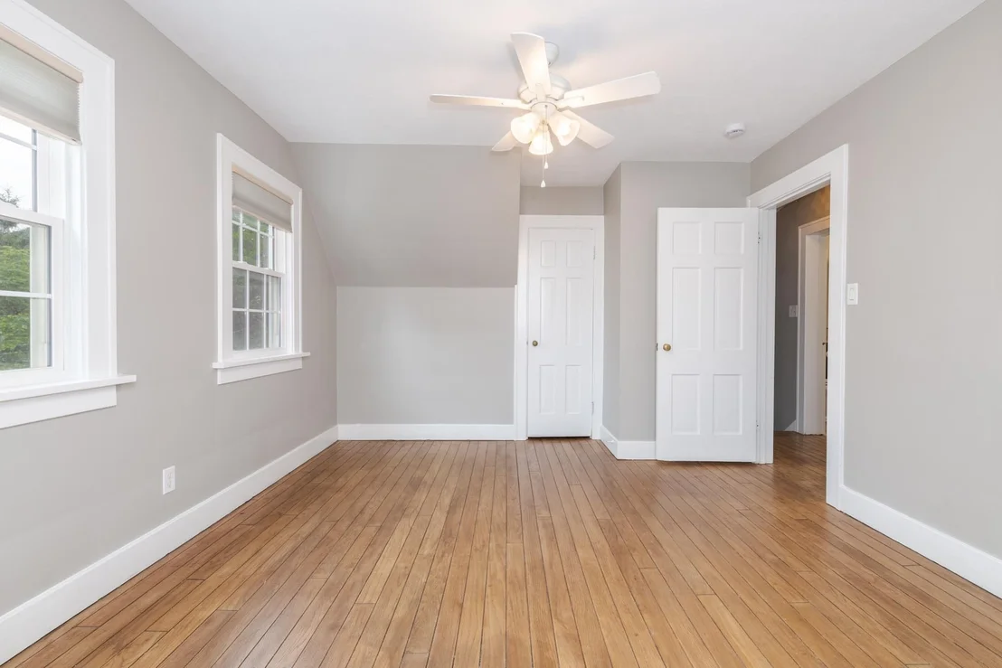 Photo of 12 Norbloom Avenue