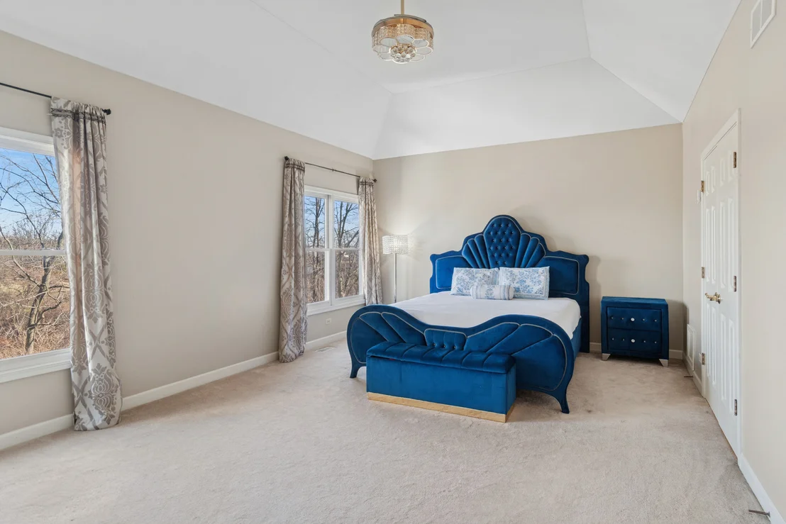 Photo of 2667 Charter Oak Drive