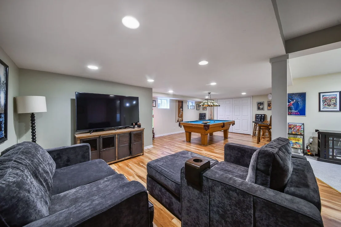 Photo of 707 Gary Court