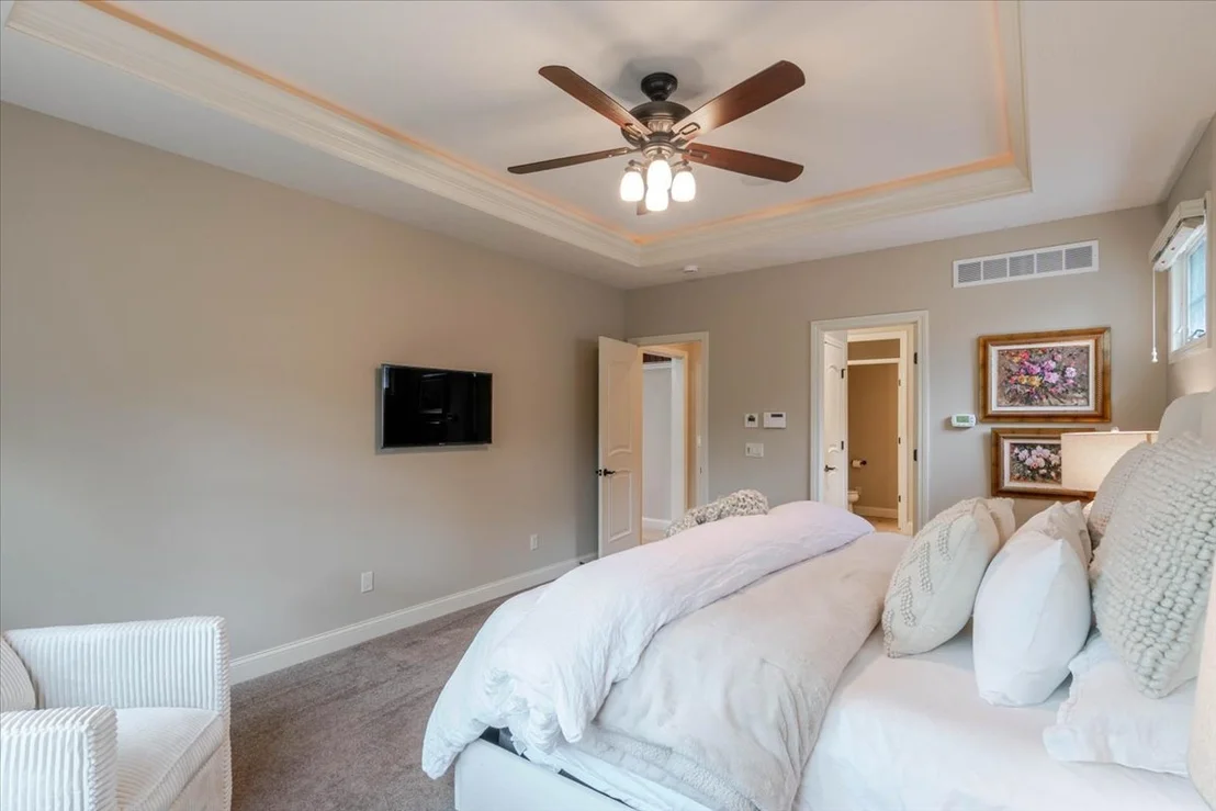 Photo of 2104 Sinclair Court
