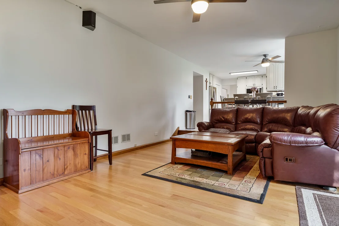 Photo of 881 Willowbrook Drive