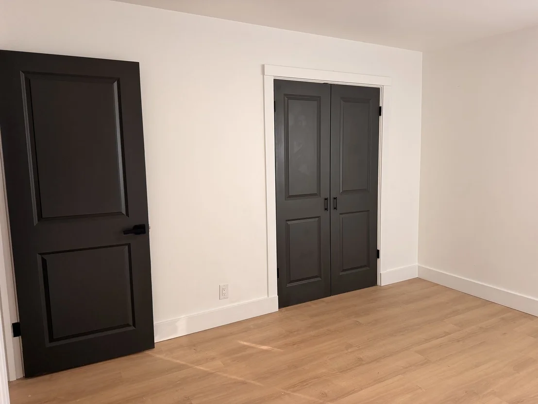 Photo of 121 Oak Drive