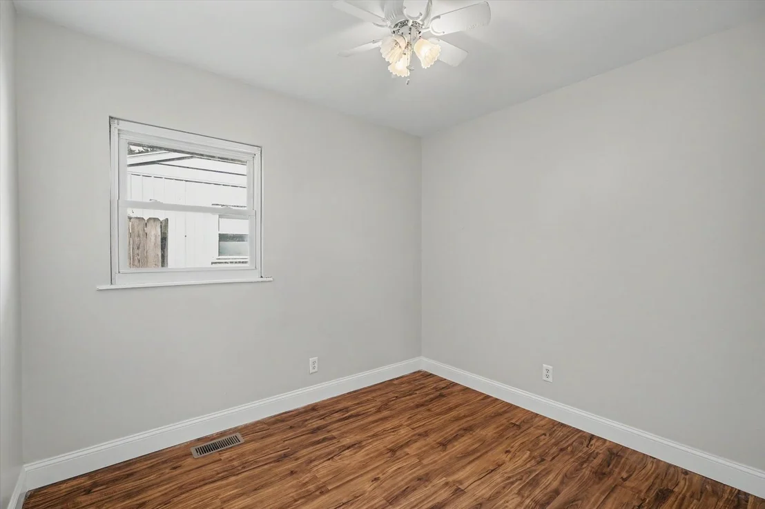Photo of 3203 W Daniel Street