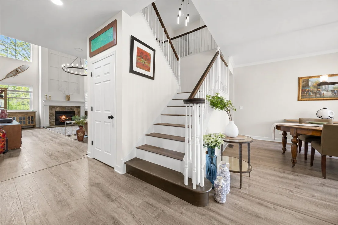 Photo of 2561 Lyman Loop