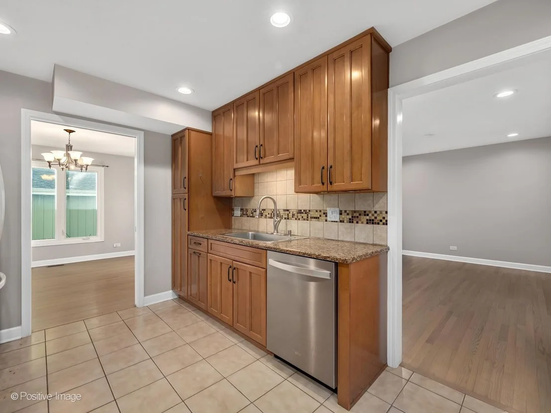 Photo of 223 Willow Lane