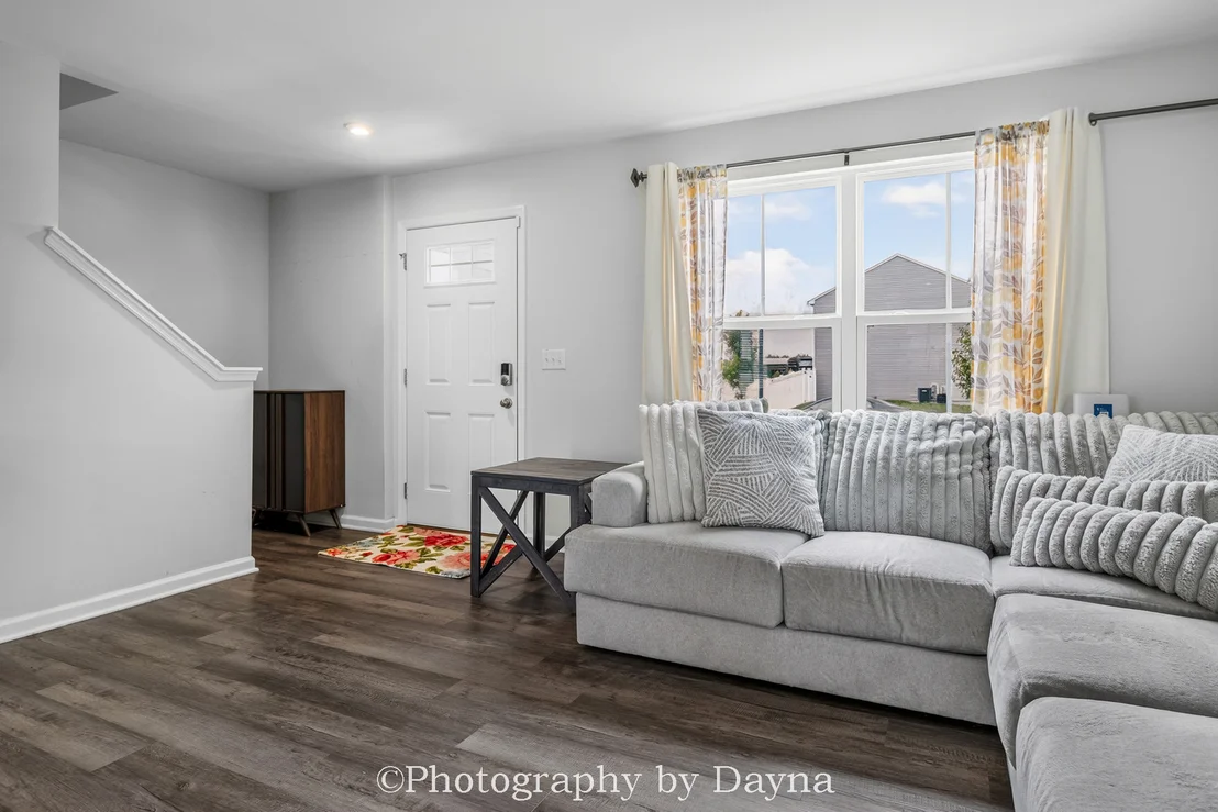 Photo of 2306 Swallowtail Street