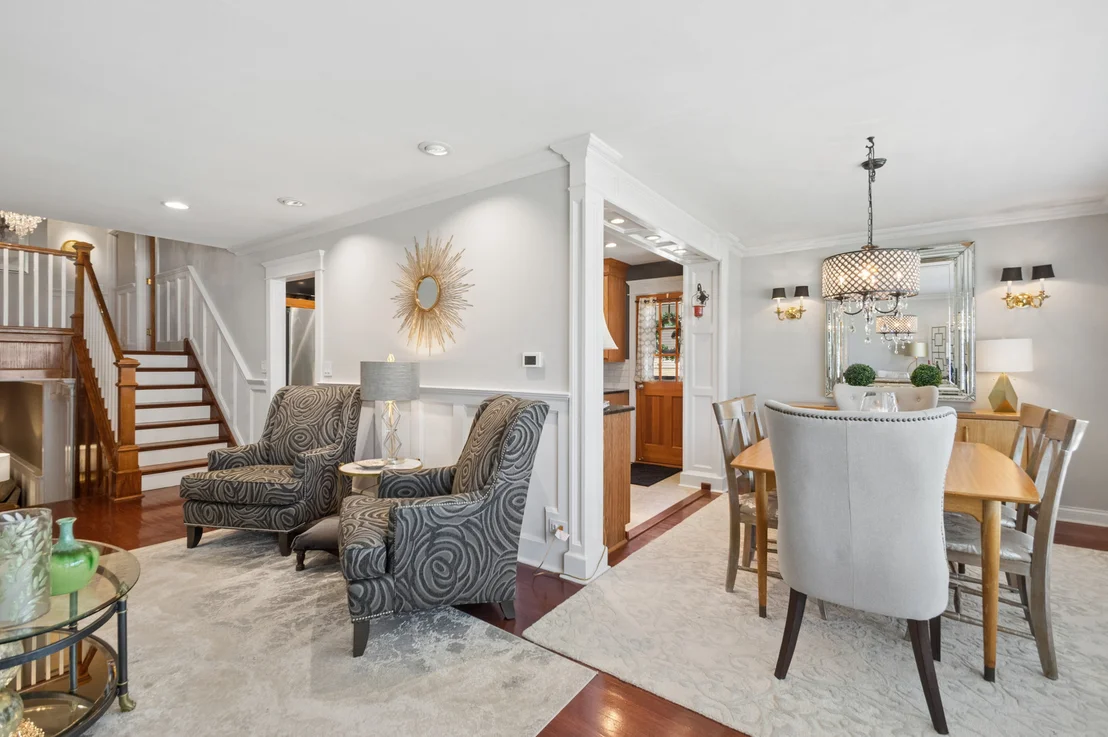 Photo of 576 Bedford Lane