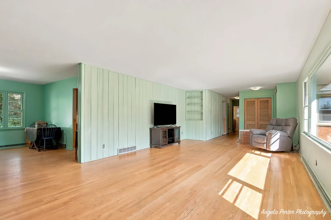 Photo of 315 N Timothy Lane
