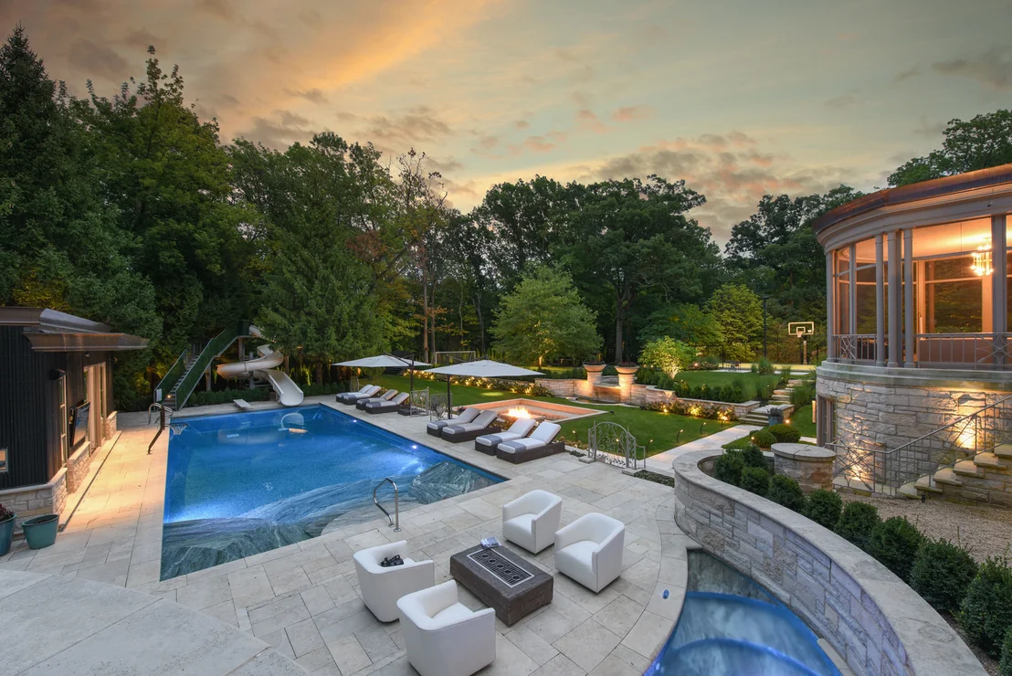 Photo of 443 Sheridan Road