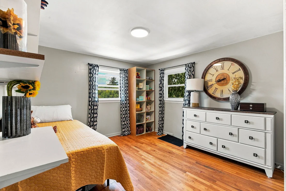 Photo of 150 S Pick Avenue