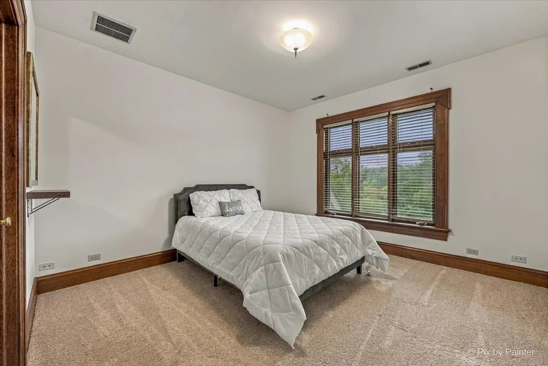 Photo of 5N719 Castle Drive