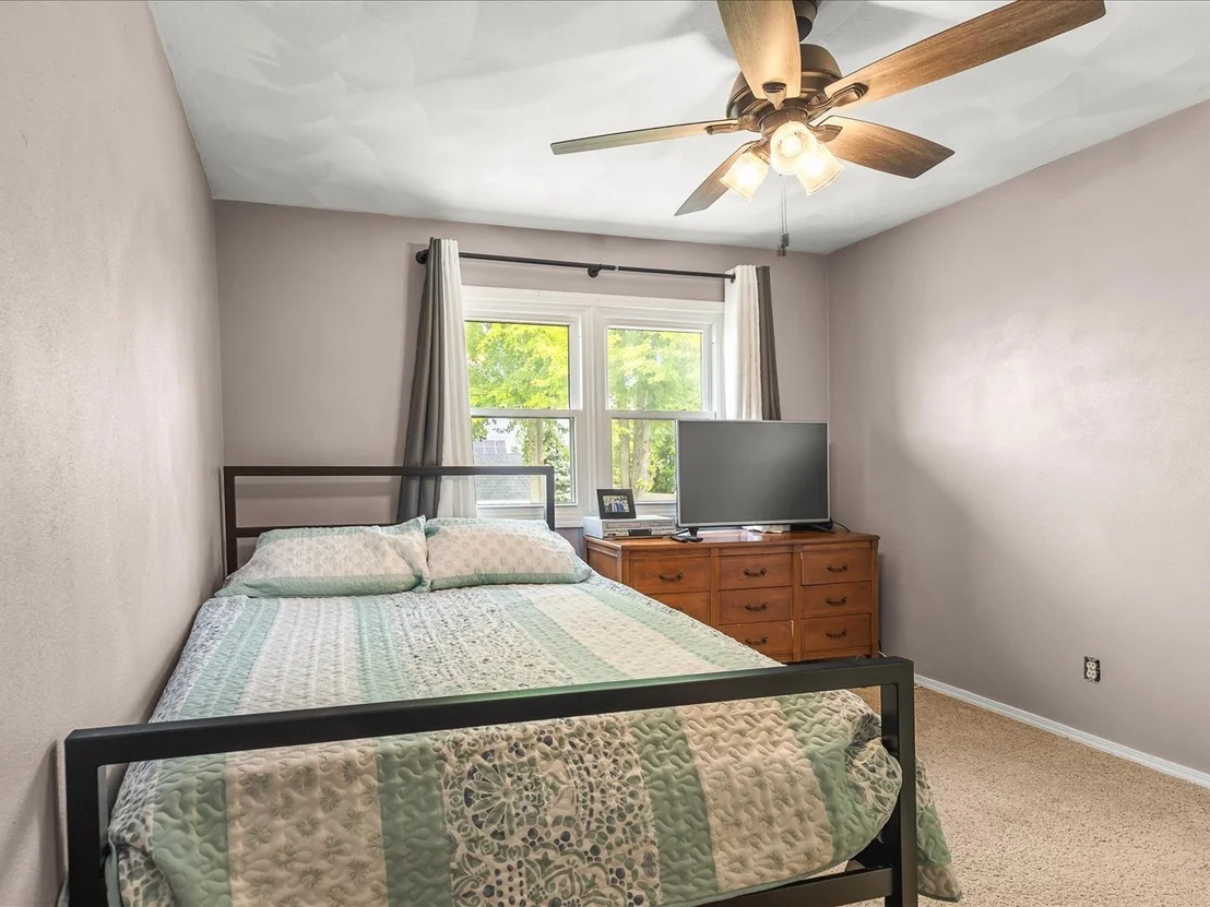 Photo of 1071 Arapaho Drive