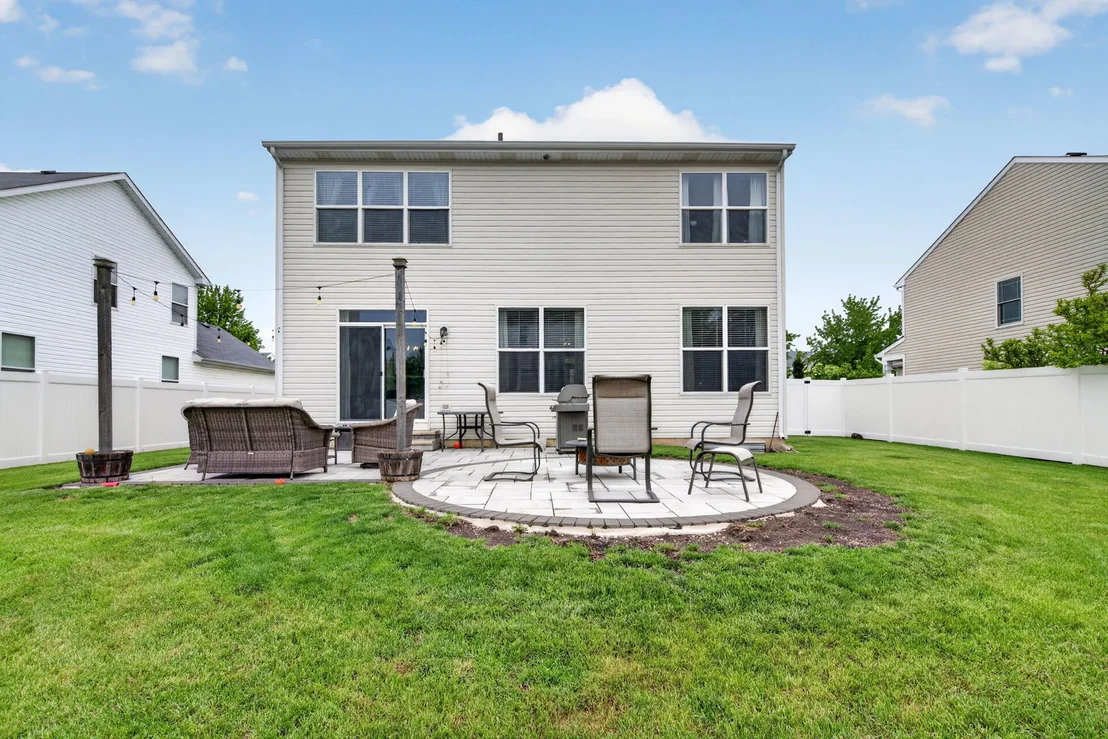 Photo of 1501 Roth Drive