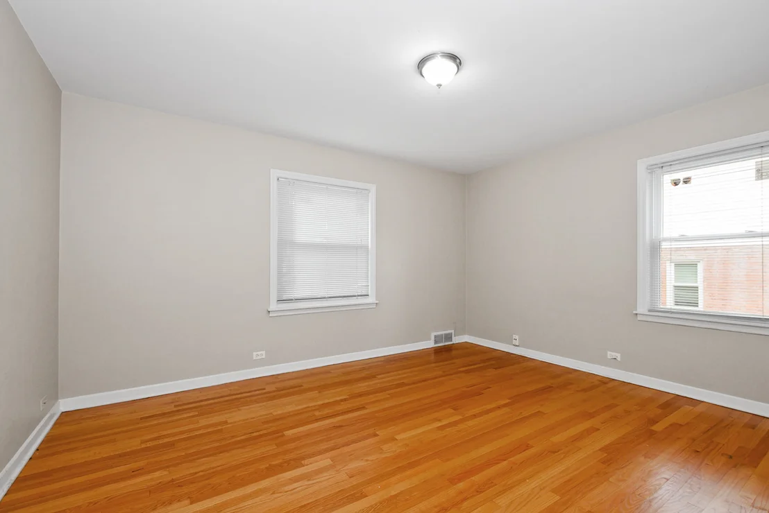 Photo of 17531 Henry Street