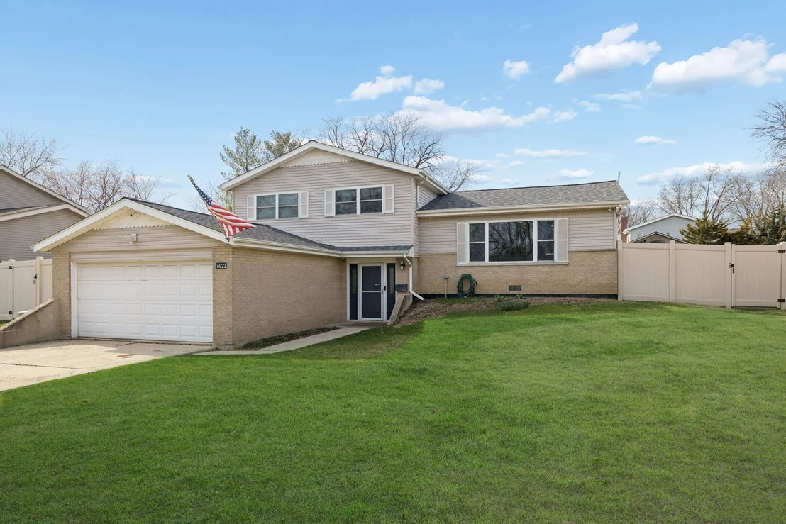 Photo of 6922 Sierra Drive