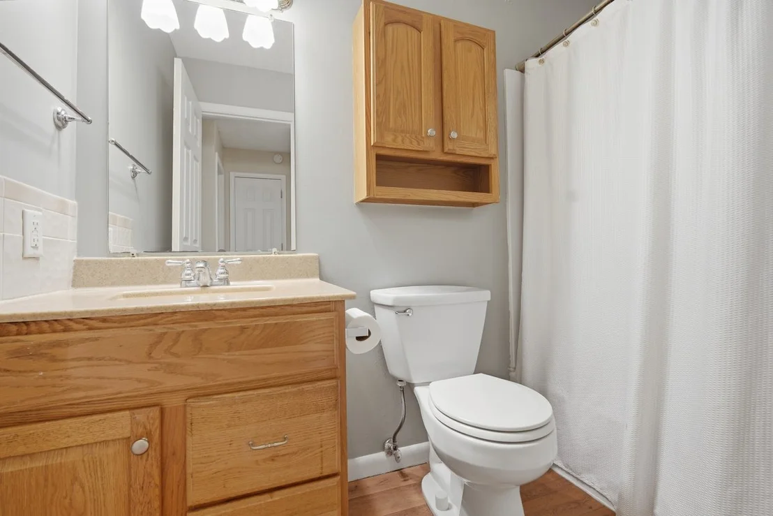 Photo of Unit A at 1532 Hunt Drive