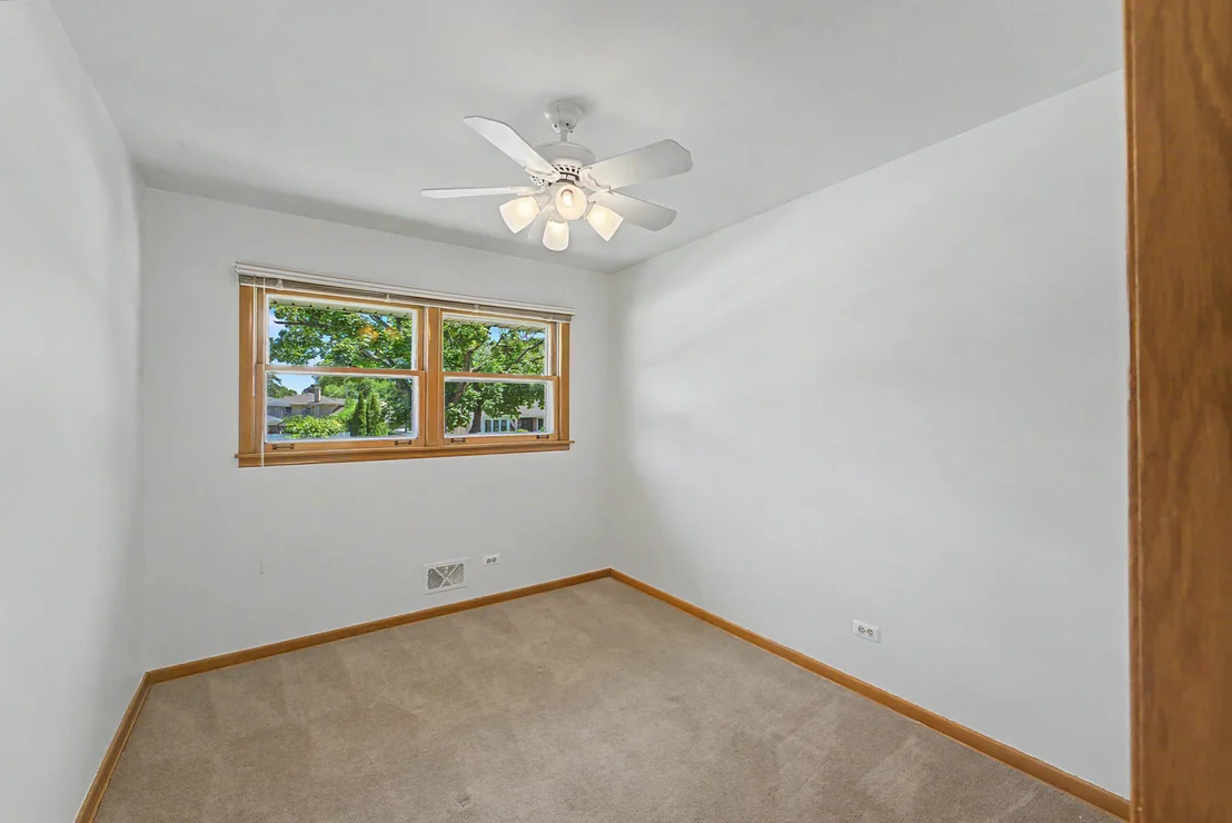 Photo of 332 Crescent Drive