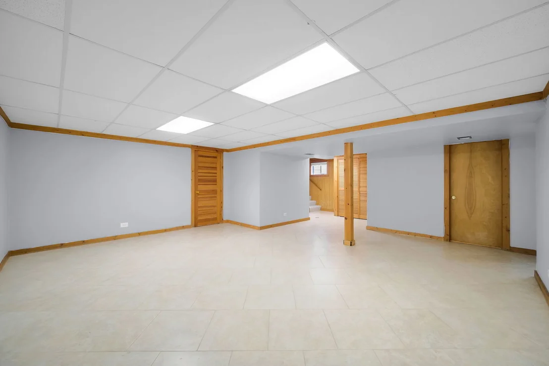 Photo of 115 ABBEYWOOD Circle