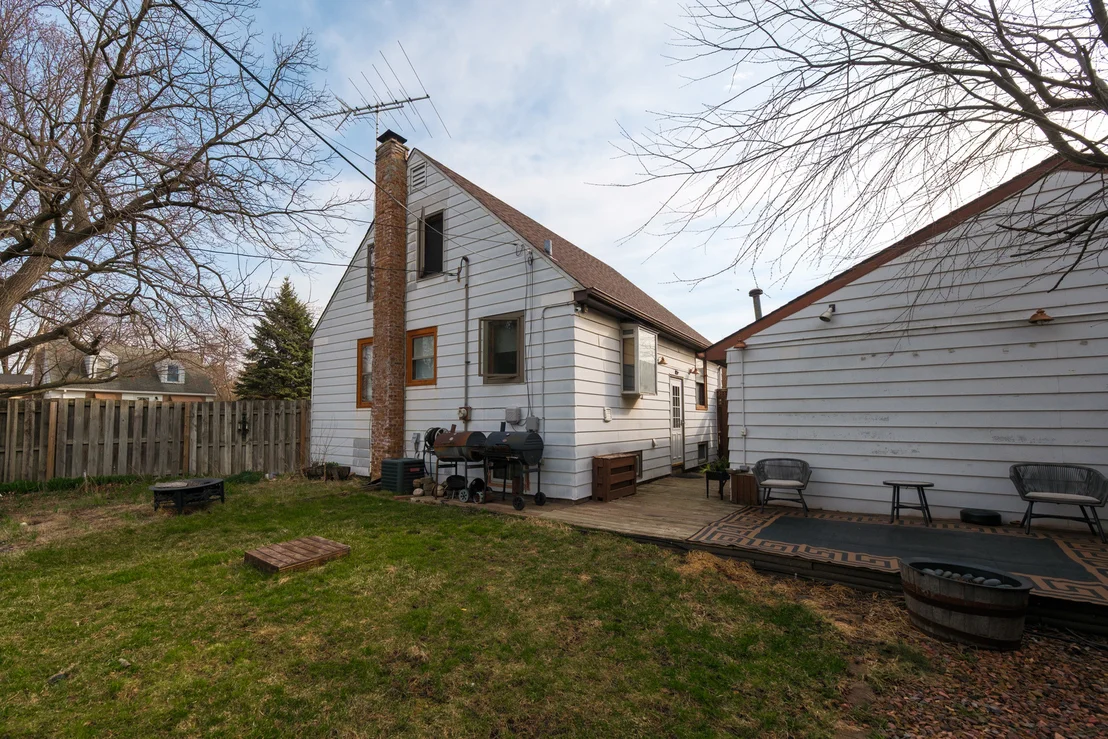 Photo of 17702 Community Street
