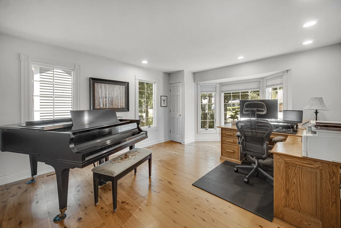 Photo of 224 MAINSAIL Drive