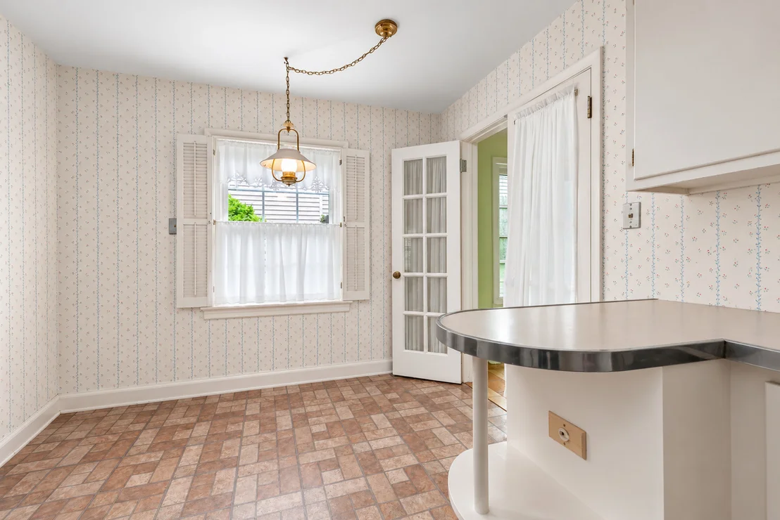 Photo of 214 Washington Circle