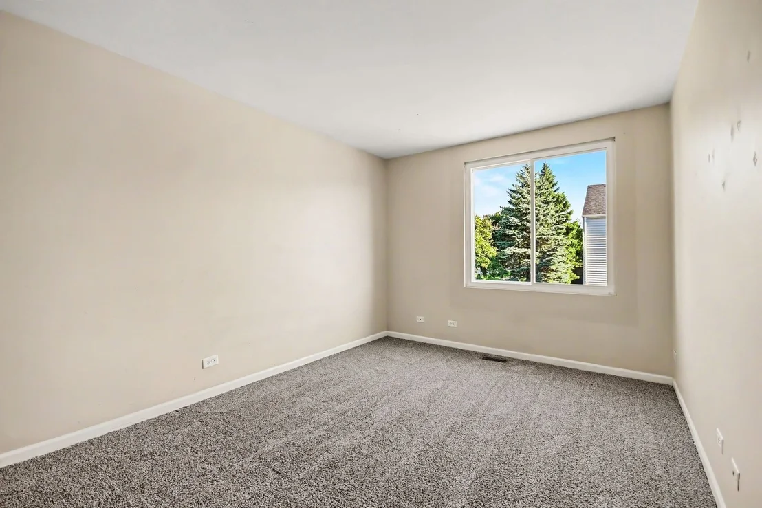 Photo of 1033 Symphony Drive