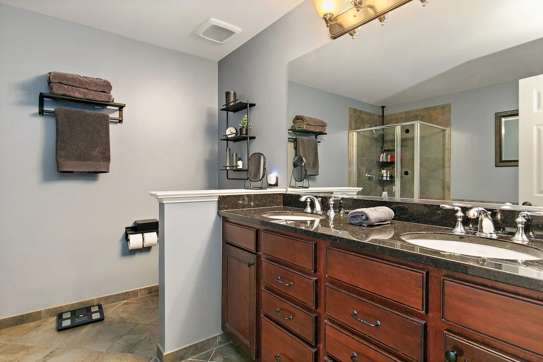 Photo of 1102 Pine Valley Court