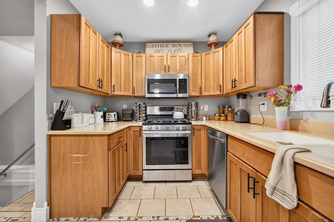 Photo of 345 Rolfe Road