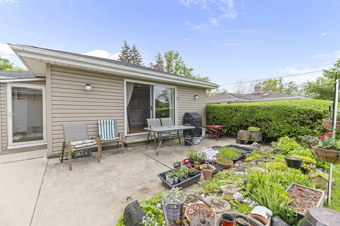 Photo of 2232 Covert Road